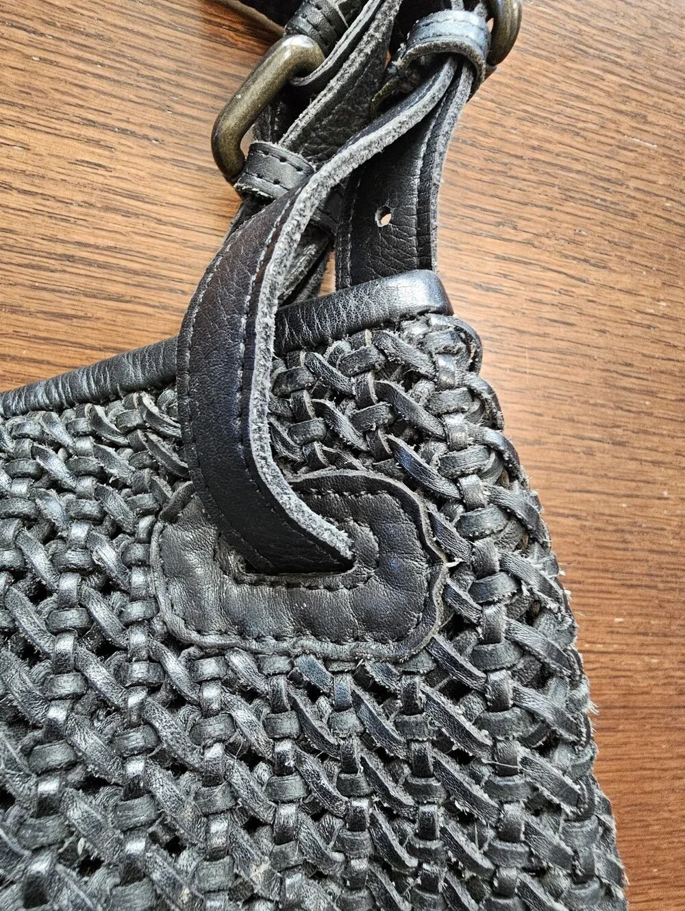 Platania Made In Italy Leather Basketweave Shoulder Hobo Black